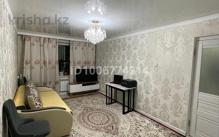 2-бөлмелі пәтер · 44.1 м² · 3/5 қабат, Микрорайон Талас 8 — Возле магазина ",Рич", между остановками "Лермантова" и "Руслан", бағасы: 14.5 млн ₸ в Таразе — фото 2