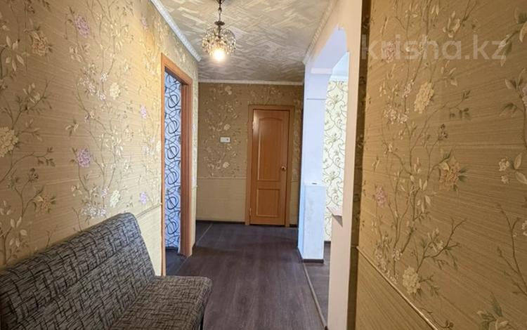 3-комнатная квартира · 63.5 м² · 7/10 этаж, Комсомольская 1/1 — Нурмагамбетова - Комсомольская магазин Даниял за 25.5 млн ₸ в Павлодаре — фото 2