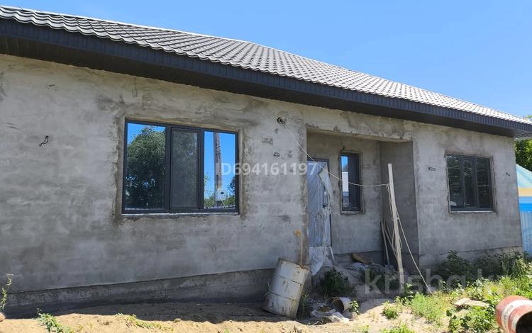 Отдельный дом · 4 комнаты · 125 м² · 8 сот., Судоремонтник, 4-я улица 102 за 20 млн 〒 в Атырауской обл. — фото 2