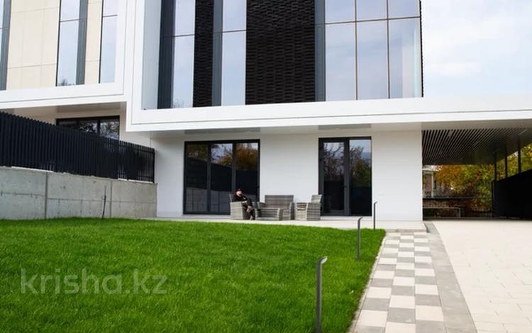 Часть дома · 4 комнаты · 294 м² · 6 сот., мкр Горный Гигант, Жамакаева 310 кв1 — Оспанова за 369 млн ₸ в Алматы, Медеуский р-н — фото 2