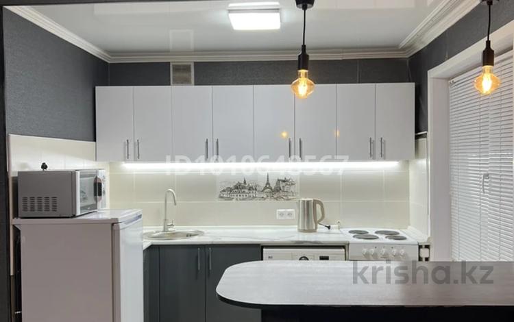 1-комнатная квартира · 40 м² · 4/4 этаж, Байсеитовой 4 — Желтоксан за 150 000 ₸ в Балхаше — фото 2