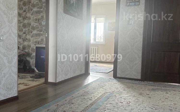 Жеке үй · 3 бөлме · 100 м² · 8 жүзд., 24-я ул. 47, бағасы: 18 млн ₸ в Атырау, мкр Авангард-2 — фото 2