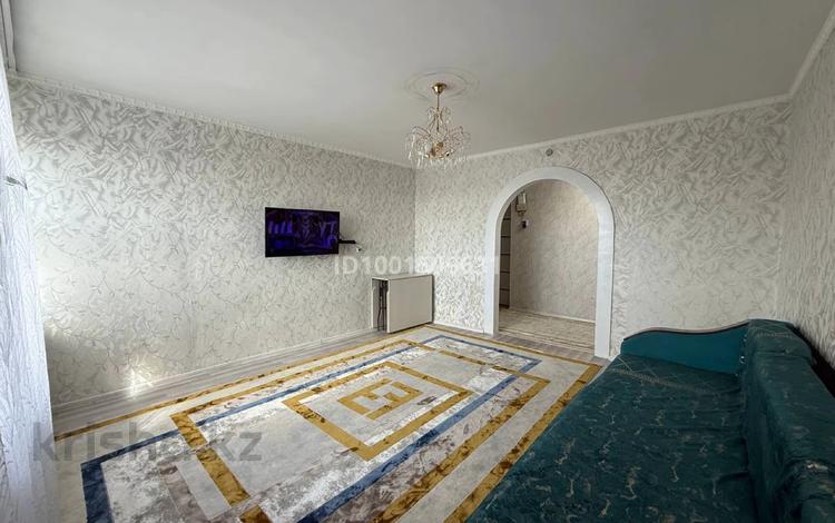 4-комнатная квартира · 78 м² · 9/9 этаж, Титова 128а за 27.5 млн 〒 в Семее — фото 2