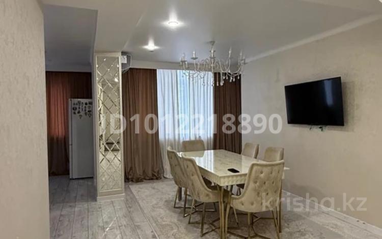 3-бөлмелі пәтер · 80 м² · 10/11 қабат, 16-й мкр 44, бағасы: 34.5 млн ₸ в Актау — фото 2