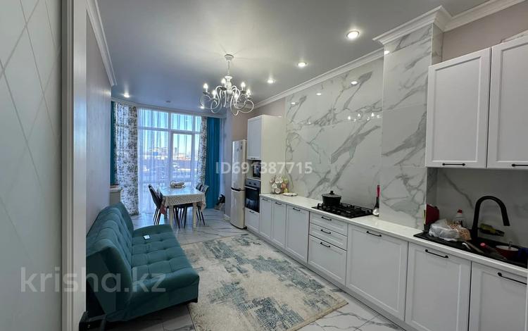 2-комнатная квартира · 74 м² · 1/9 этаж, Вокзальная 4/1 за 45 млн 〒 в Уральске — фото 2