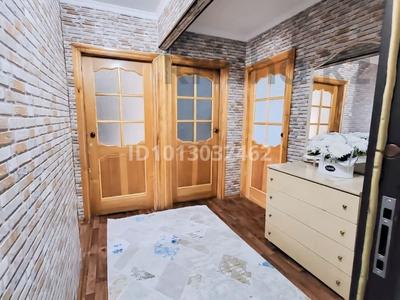 3-бөлмелі пәтер · 70 м² · 4/5 қабат, Восток, бағасы: 170 000 ₸ в Шымкенте, Аль-Фарабийский р-н