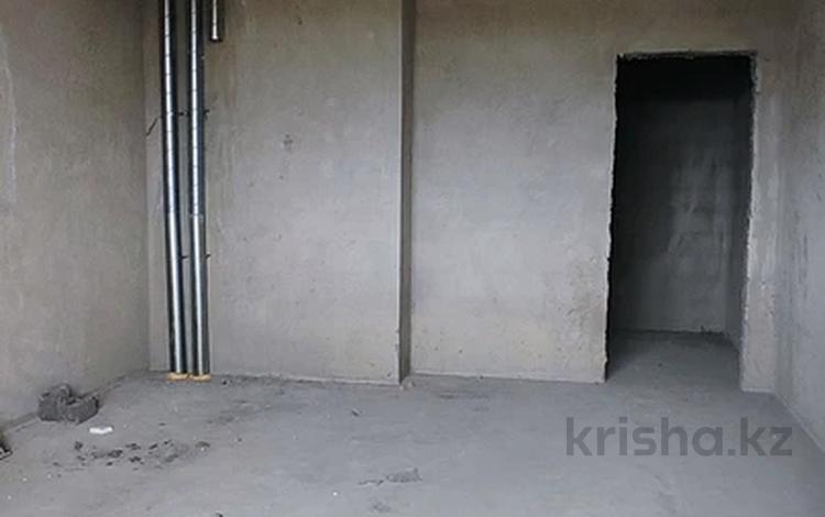 1-комнатная квартира · 35 м² · 3/3 этаж, Юго-Восток за 8 млн ₸ в Уральске — фото 2