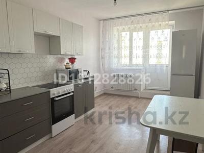 2-комнатная квартира · 57 м² · 4/5 этаж, Улица Строителей за 130 000 ₸ в Аксу