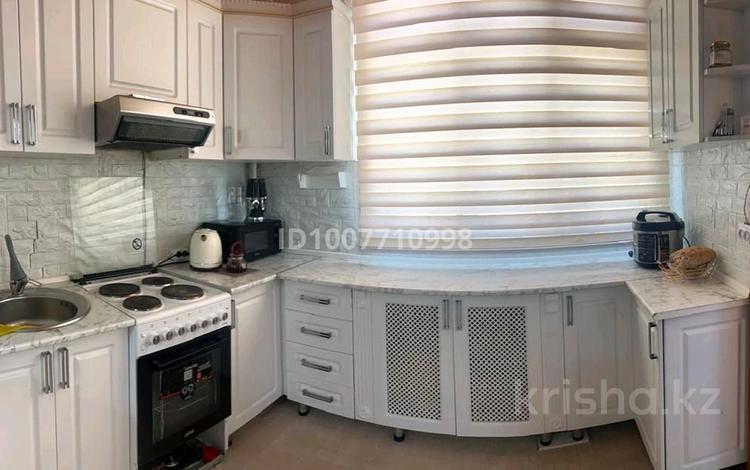 3-бөлмелі пәтер · 70 м² · 3/5 қабат, Асылбекова, бағасы: 25.5 млн ₸ в Жезказгане — фото 8