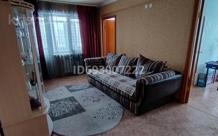 4-бөлмелі пәтер, 58 м², 4/5 қабат, М-он Сабитовой 23а, бағасы: 17.5 млн 〒 в Балхаше — фото 2