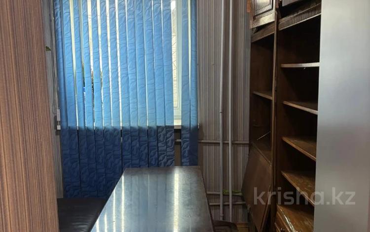 Свободное назначение, офисы, магазины и бутики, склады · 56 м² за 280 000 ₸ в Талдыкоргане — фото 2