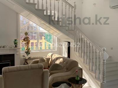 Отдельный дом · 7 комнат · 255 м² · 6 сот., Бисекенова 22 — Остановка торговая база за 70 млн ₸ в Атырау, мкр Жилгородок