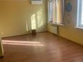 Свободное назначение, кабинеты и рабочие места • 250 м² за 350 000 〒 в Шымкенте, Енбекшинский р-н — фото 2
