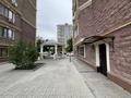 2-бөлмелі пәтер · 80 м² · 1/9 қабат, Центральный ш/а., Валиханова 13-21, бағасы: 270 000 ₸ в Атырау, мкр Центральный