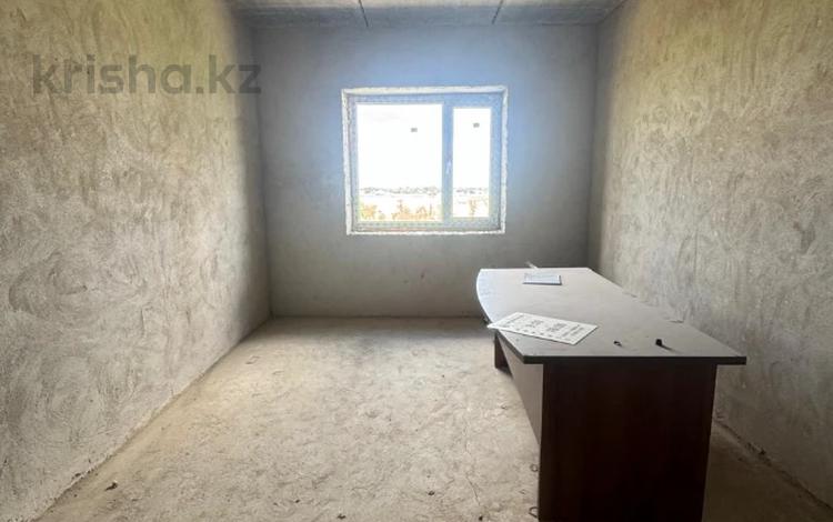 1-комнатная квартира · 48.3 м² · 3/3 этаж, Бисена Жумагалиева 17 за 14 млн ₸ в Уральске — фото 2