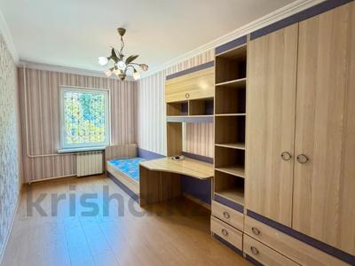4-комнатная квартира · 82 м² · 2/5 этаж, мкр Мамыр-1 15 за 65 млн ₸ в Алматы, Ауэзовский р-н