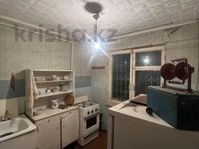 2-комнатная квартира · 44 м² · 1/5 этаж, тюленина за 10.8 млн 〒 в Уральске