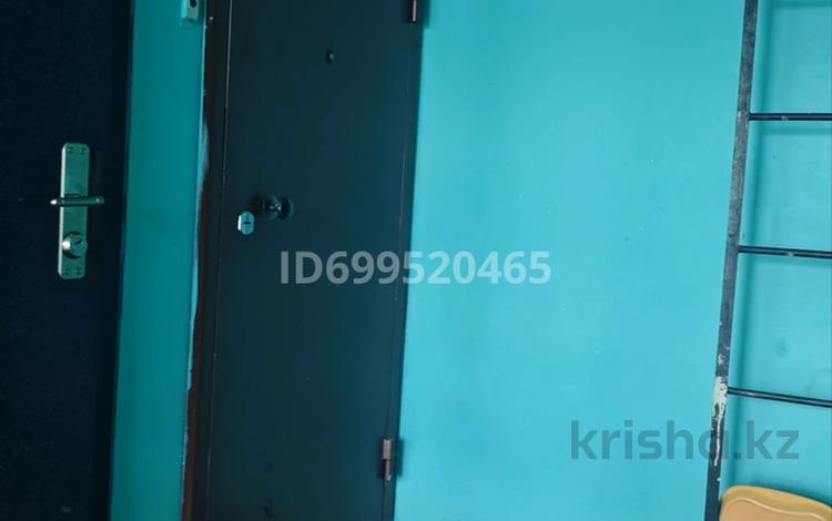 1-бөлмелі пәтер · 30.2 м² · 4/4 қабат, 1 — Первый микро-н, бағасы: 3.9 млн ₸ в Степногорске — фото 11
