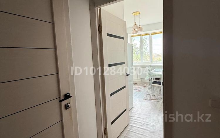 2-комнатная квартира · 57.49 м² · 1/4 этаж, Махамбет Отемисова 43б 1 за 22 млн ₸ в Индер — фото 2