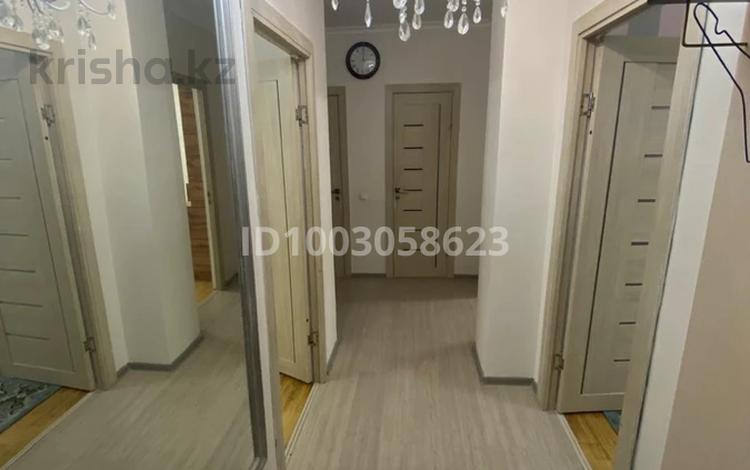 3-комнатная квартира · 75 м² · 2/5 этаж, Сырым Датовп 21 за 300 000 ₸ в Атырау — фото 2