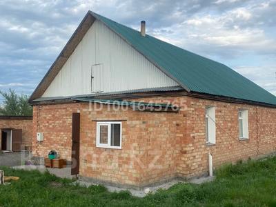 Отдельный дом · 4 комнаты · 110 м² · 12 сот., Ахмирово 270 за 21 млн 〒 в Усть-Каменогорске