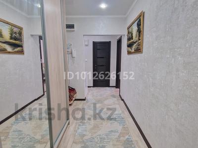 2-комнатная квартира · 52 м² · 1/9 этаж, 5 микрорайон 14 — 5-14 ресторан ЯСМИН за 21 млн ₸ в Аксае