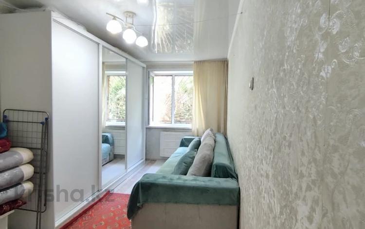 2-комнатная квартира · 44.3 м² · 1/5 этаж, пр. Республики за 7 млн 〒 в Темиртау — фото 2