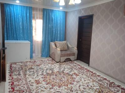 3-бөлмелі пәтер · 57 м² · 5/5 қабат, 12-шағынаудан, бағасы: 9.8 млн ₸ в Караганде, Алихана Бокейханова р-н
