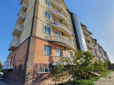 3-комнатная квартира, 146 м², 2/5 этаж, Сулеймена Сауыргалиева 21А за 70.6 млн 〒 в Атырау