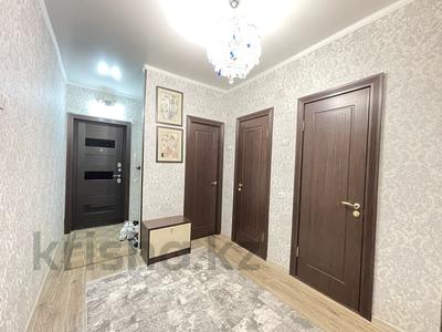2-комнатная квартира, 58 м², 3/9 этаж, Молдагуловой 32 за 39.5 млн 〒 в Алматы, Алмалинский р-н