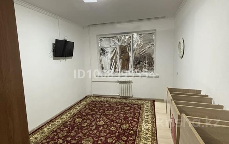 1-комнатная квартира · 18 м² · 3/5 этаж, Бр.Жубановых 257/1 310 — Аккагаз Досжанова за 2.8 млн ₸ в Актобе — фото 2