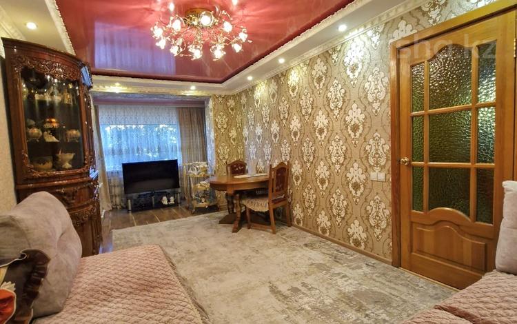 2-бөлмелі пәтер · 51.6 м² · 1/9 қабат, Строитель 27/1, бағасы: 18.5 млн ₸ в Уральске — фото 2