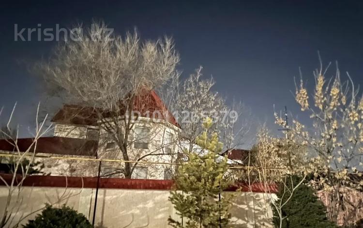 Отдельный дом · 8 комнат · 408 м² · , Жандосова — Между Байтурсынова и Кунаева за Ладушками за 235 млн ₸ в Шымкенте, Аль-Фарабийский р-н — фото 2