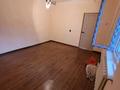 2-бөлмелі пәтер · 60 м² · 1/1 қабат, Жолдасбекова — Угол ул. Торекулова, район Айна базара, бағасы: 12 млн ₸ в Шымкенте, Енбекшинский р-н — фото 8