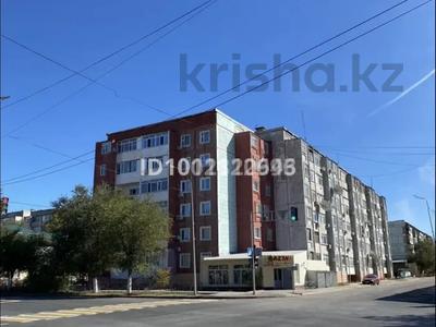 4-комнатная квартира · 80 м² · 5/6 этаж, ул. Аманжолова 8 за 27 млн ₸ в Жезказгане