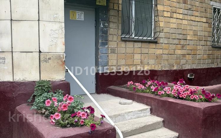 3-комнатная квартира · 62.7 м² · 2/5 этаж, мкр Михайловка , Крылова 54 за 25.5 млн ₸ в Караганде, Казыбек би р-н — фото 2