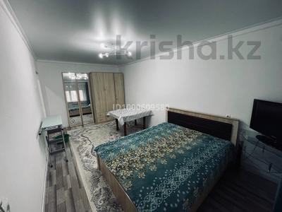 Пәтерлер в Кызылординской обл.: 1-бөлмелі пәтер · 35 м² · 5/5 қабат, Шугыла 26, бағасы: 120 000 〒 1-бөлмелі пәтер · 35 м² · 5/5 қабат, Шугыла 26, бағасы: 120 000 〒 в