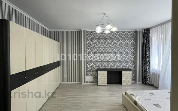 1-комнатная квартира · 55 м² · 1/4 этаж, Республики 6/2 за 25 млн ₸ в Астане, р-н Байконур — фото 2
