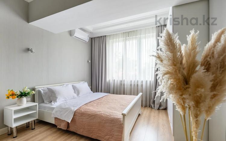 1-бөлмелі пәтер · 40 м² · 3/12 қабат, Тулебаева 49/1, бағасы: 23 000 ₸ в Алматы, Медеуский р-н — фото 2