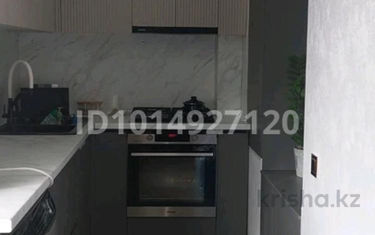 3-бөлмелі пәтер · 65 м² · 3/5 қабат, 14-ш/а. 9, бағасы: 250 000 ₸ в Актау, 14-й мкр — фото 2