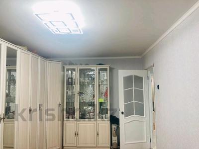 Продажа квартир в Западно-Казахстанской обл.: 3-комнатная квартира · 61 м² · 3/5 этаж, проспект Абай за 20 млн 〒 3-комнатная квартира · 61 м² · 3/5 этаж, проспект Абай за 20 млн 〒 в Уральске