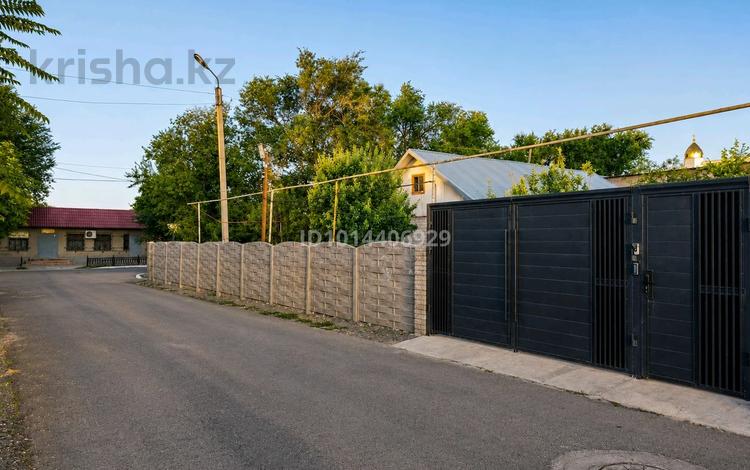 Отдельный дом · 4 комнаты · 82.9 м² · 7 сот., Жатканбаева К. 1 — Находится возле центрального базара за 16 млн ₸ в Каратау — фото 2