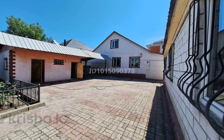Отдельный дом · 6 комнат · 190 м² · 10 сот., мкр 6-й градокомплекс, Кошкарбаева 28 за 145 млн ₸ в Алматы, Алатауский р-н — фото 2