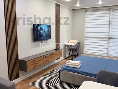 1-комнатная квартира · 40 м² · 2/10 этаж, Толе Би 285/8 — Толе Би Утеген батыр за 18 000 ₸ в Алматы, Ауэзовский р-н