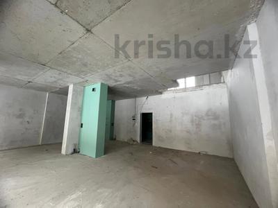 3-бөлмелі пәтер · 161.7 м² · 3/4 қабат, мкр Самал, Кажымукана 109, бағасы: 140 млн ₸ в Алматы, Медеуский р-н