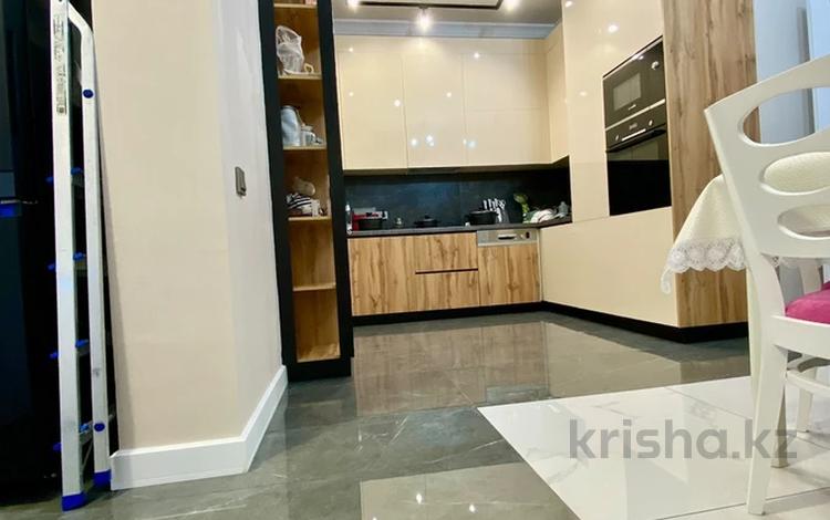 4-комнатная квартира · 120 м² · 10/12 этаж, Нажимеденова 34/1 — 4х комнатная за 75 млн ₸ в Астане, Сарайшык р-н — фото 24