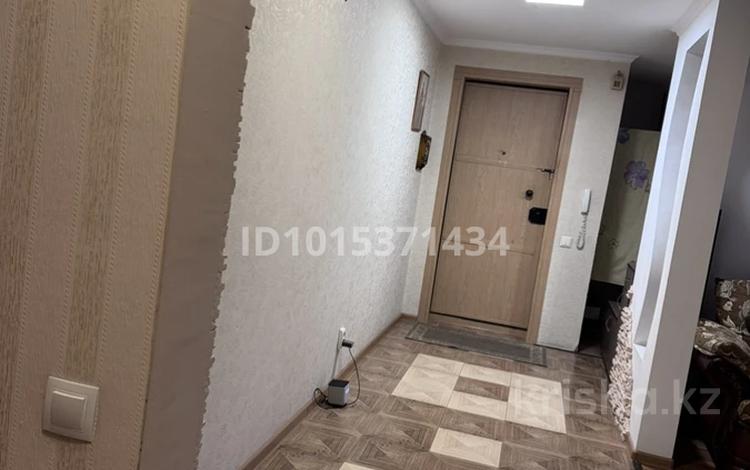 3-бөлмелі пәтер · 71 м² · 8/10 қабат, 8-ші шағым аудан 15 — Чкалова карбышева, бағасы: 32.5 млн ₸ в Костанае, 8-й микрорайон — фото 2