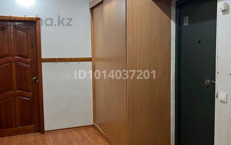2-комнатная квартира · 62 м² · 3/5 этаж, мкр 5 107к1 — Ул. Есет-батыра 107 к1 за 130 000 ₸ в Актобе — фото 2