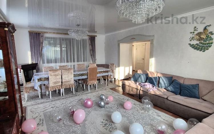 Жеке үй · 6 бөлме · 240.4 м² · 10 жүзд., Самрук 6, бағасы: 87 млн ₸ в Семее — фото 15