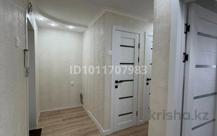 2-бөлмелі пәтер · 44 м² · 8/9 қабат, 5 микрорайон 20, бағасы: 9 млн ₸ в Степногорске — фото 2